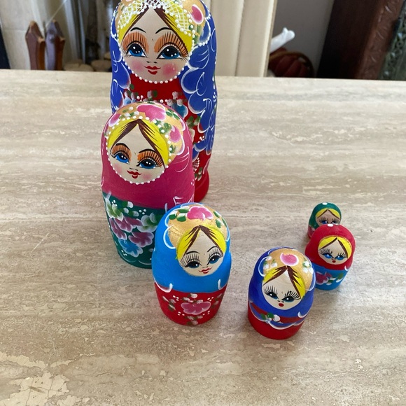 Russian doll Matreshka Wooden Hand Painted - Picture 5 of 10